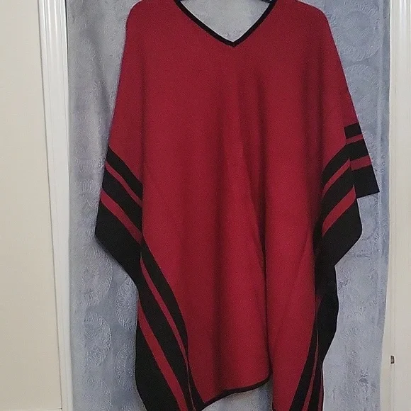 Chico's Stripe Border Ruana Covering Red Allure Pauncho - Picture 5 of 11